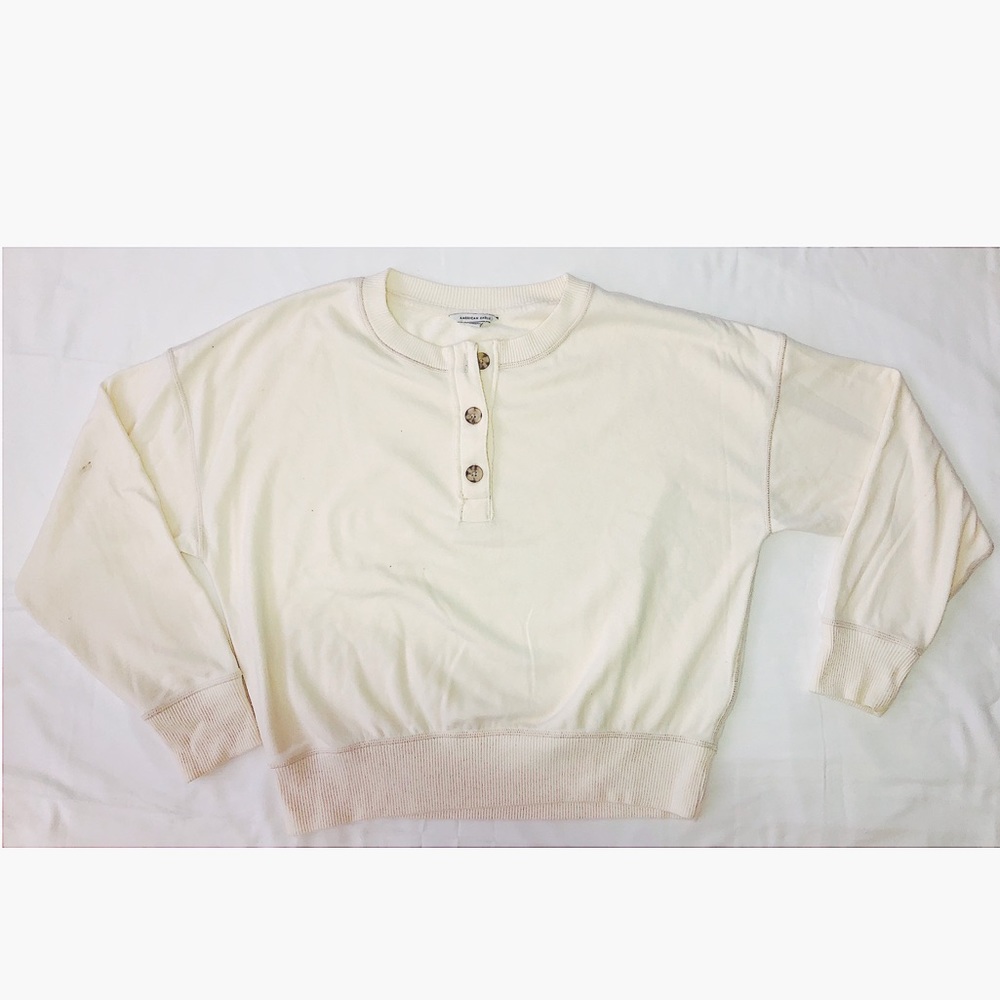 Creme American Eagle sweater